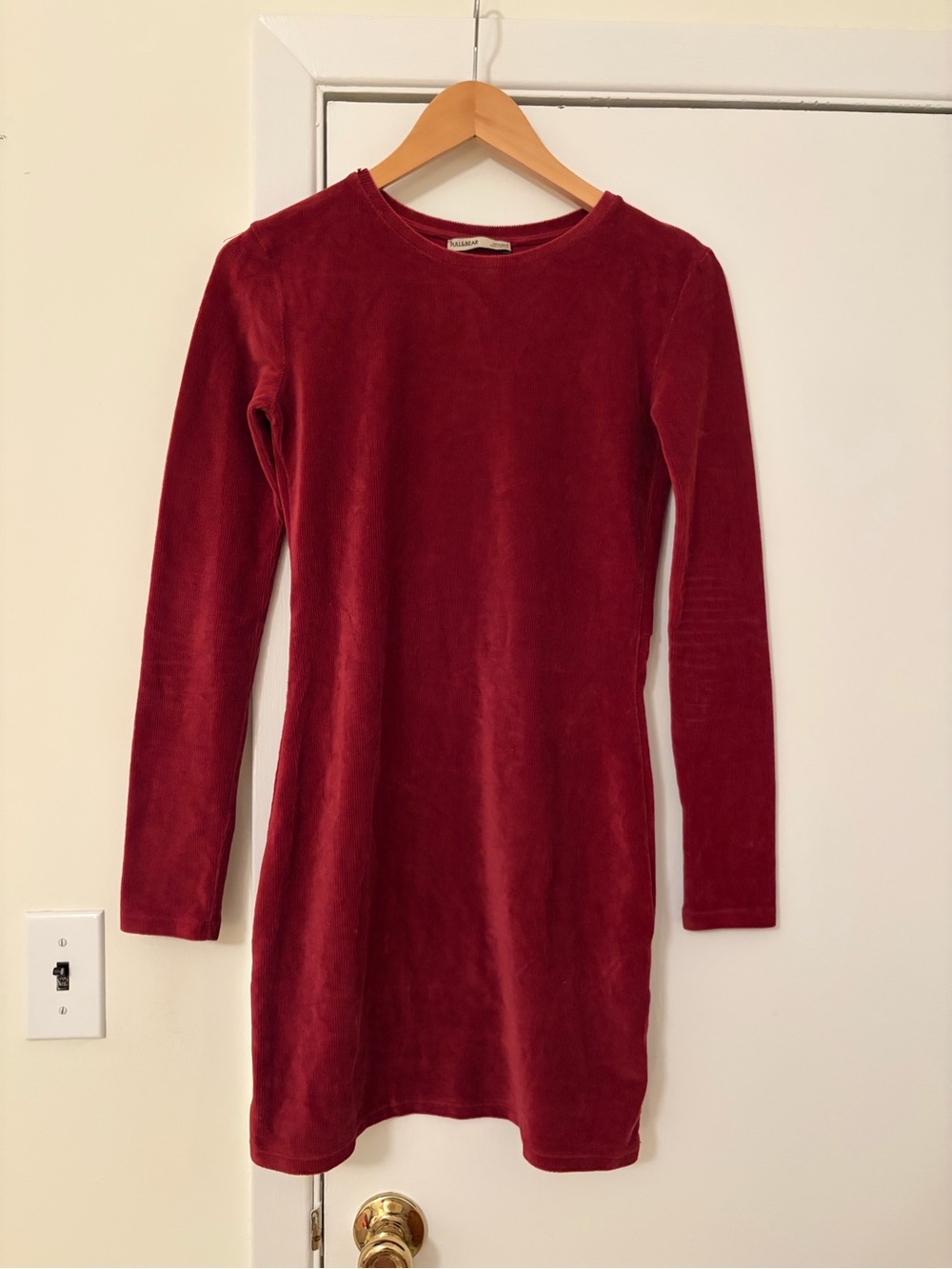 Pull&Bear Long Sleeve Velvety Ribbed Mini Dress in Wine Red
